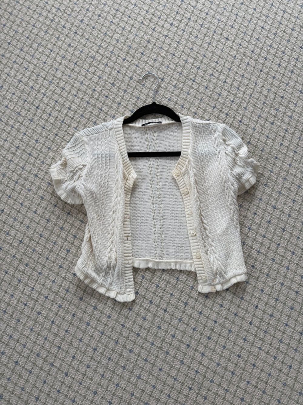 Zara Cream Short-Sleeve Cable Knit Cardigan